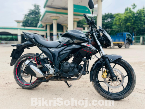 Suzuki gixer Monotoe